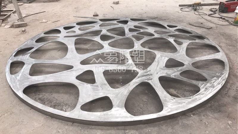 鏡鐵區蘇州巴城不銹鋼水景雕塑