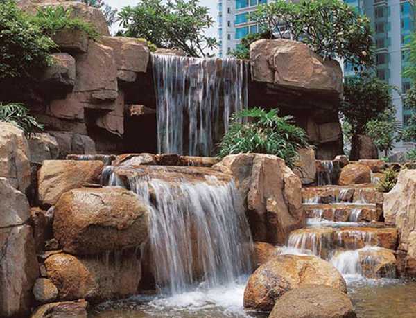 新城假山流水