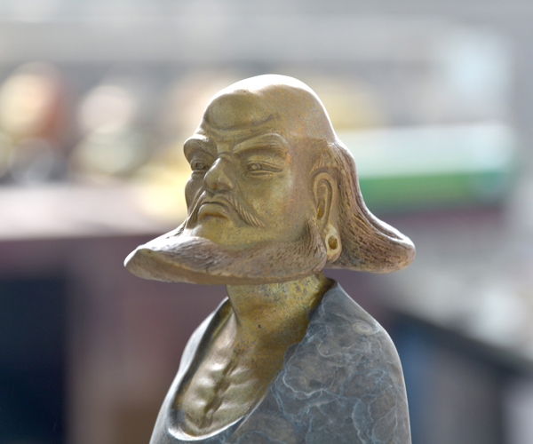 新城眾象雕塑熱著色銅藝術(shù)品上線