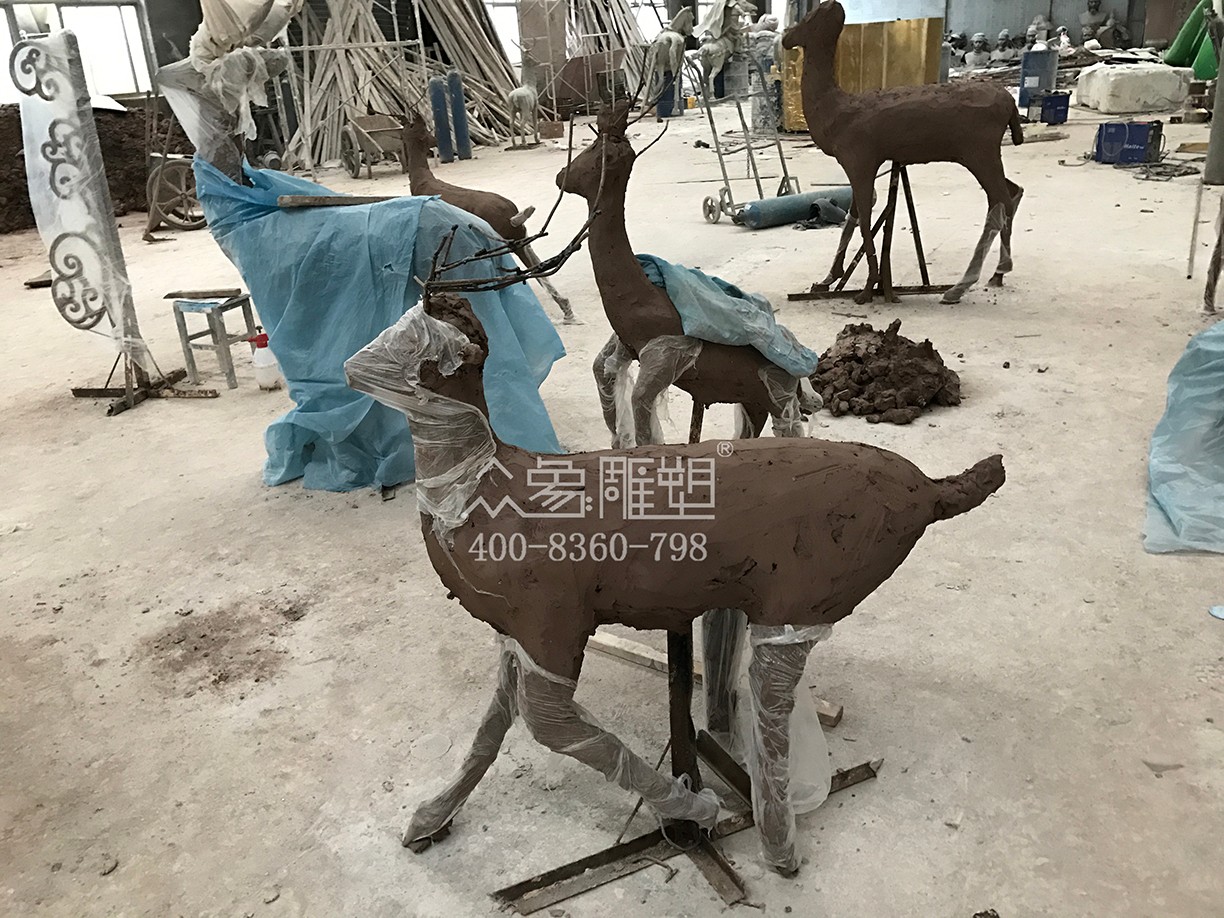 鏡鐵區南京香漫山玻璃鋼鹿雕塑