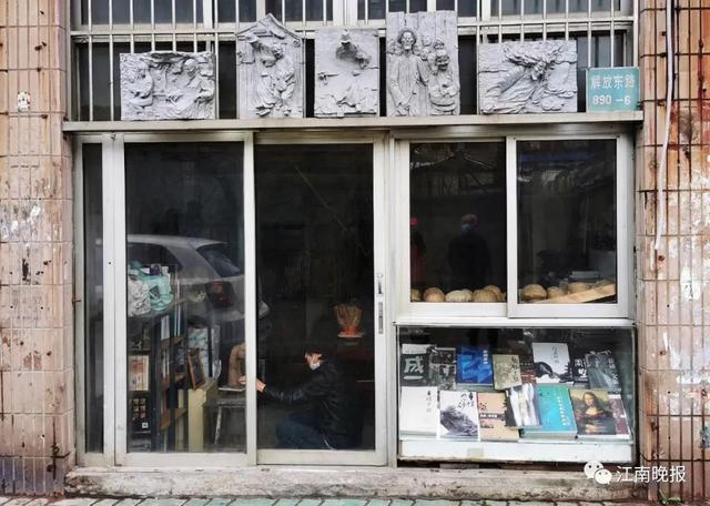 點贊！無錫雕塑家苦心打造阿炳雕塑館