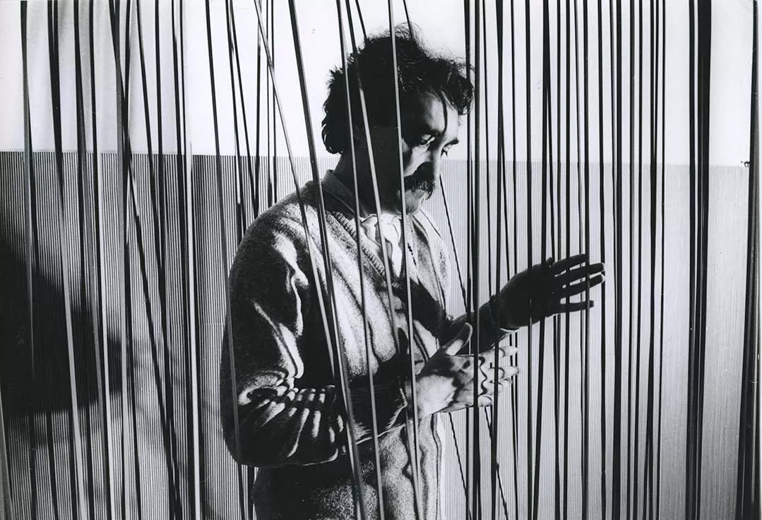 新城杰蘇斯·拉斐爾·索托：活動雕塑（無錫雕塑-眾象雕塑）