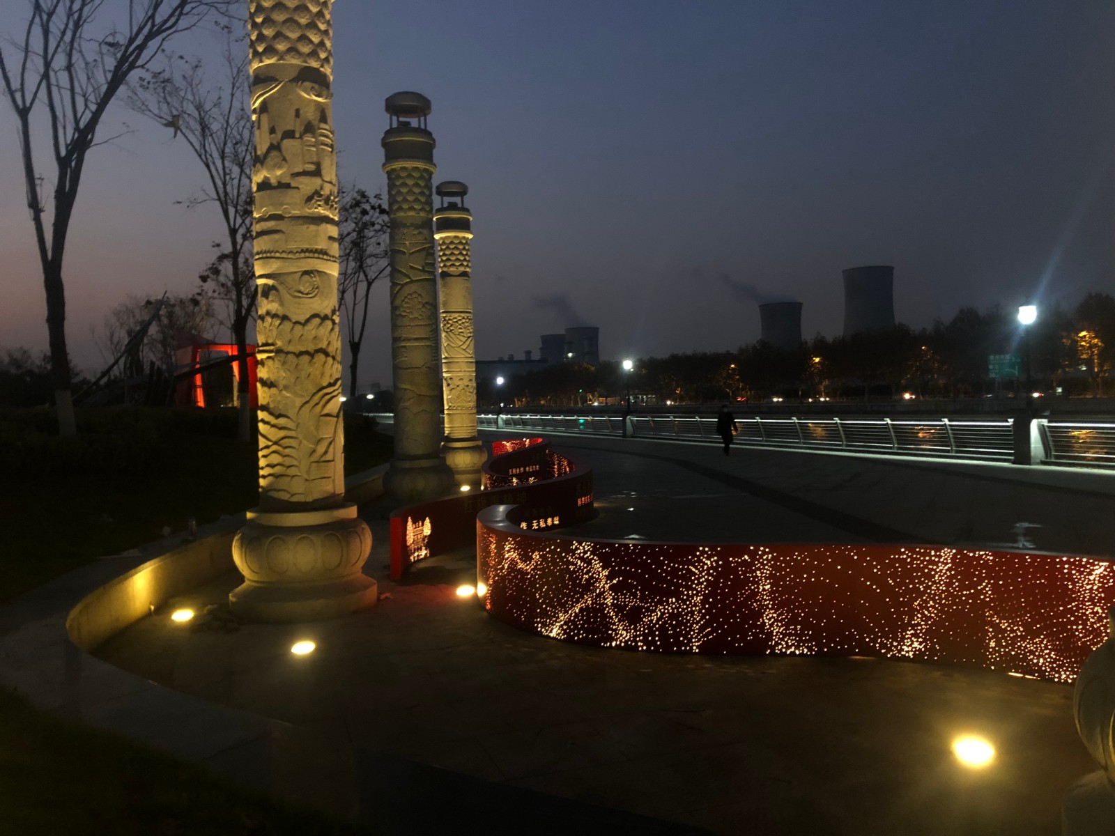 新城如果精神堡壘出現損壞，應該如何緊急處理？